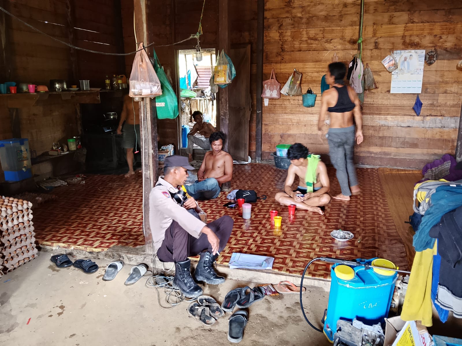 Polsek Teweh Timur Intensifkan Sambang Warga, Pererat Kemitraan dan Jaga Kamtibmas