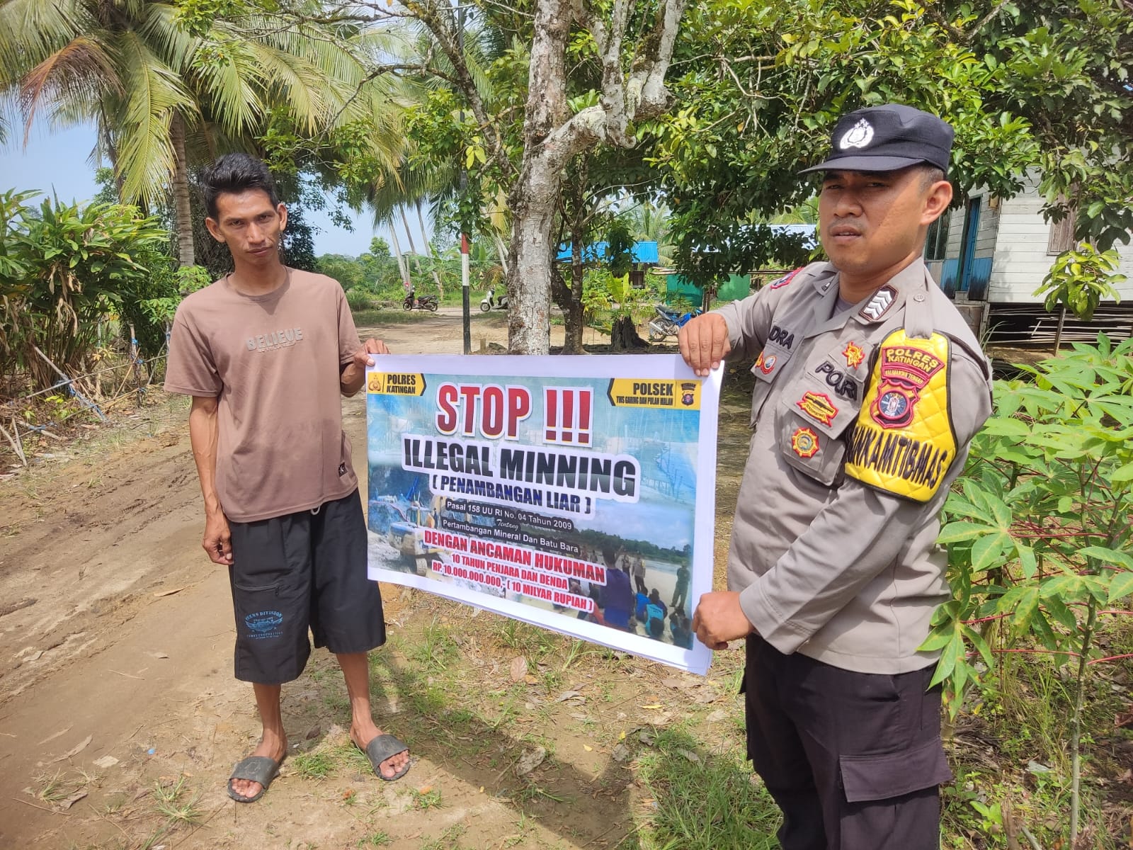 Personil ‎Polsek Tws Garing dan Pulau Malan rutin sosialisasi larangan ilegal Logging dan Ilegal Mining.