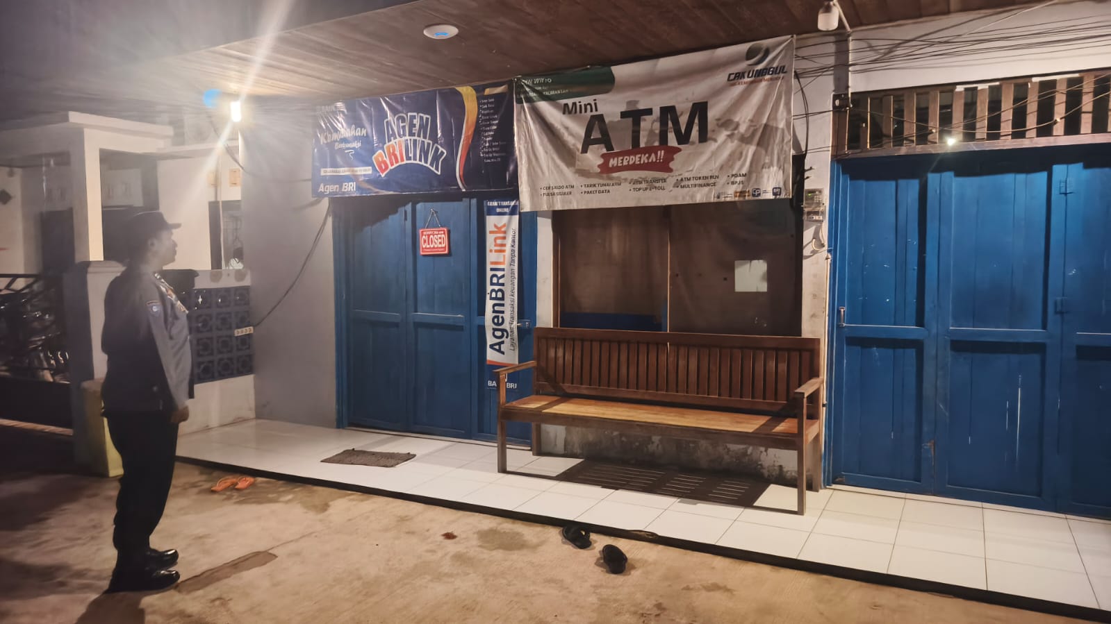 Piket Polsek melaksanakan giat patroli Tempat Objek Vital di wilkum Polsek Delang