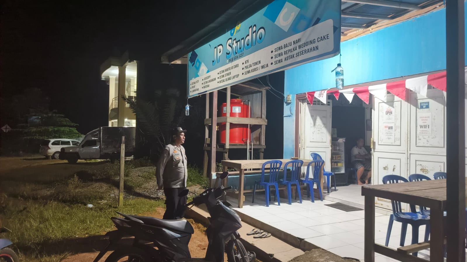 Piket Polsek Patroli kepertokoan diwilkum Polsek Delang