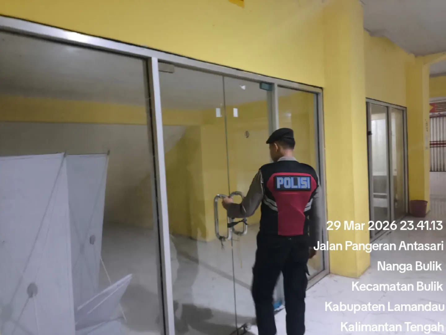 Sat Samapta Laksanakan Sambang Ke Pertokoan