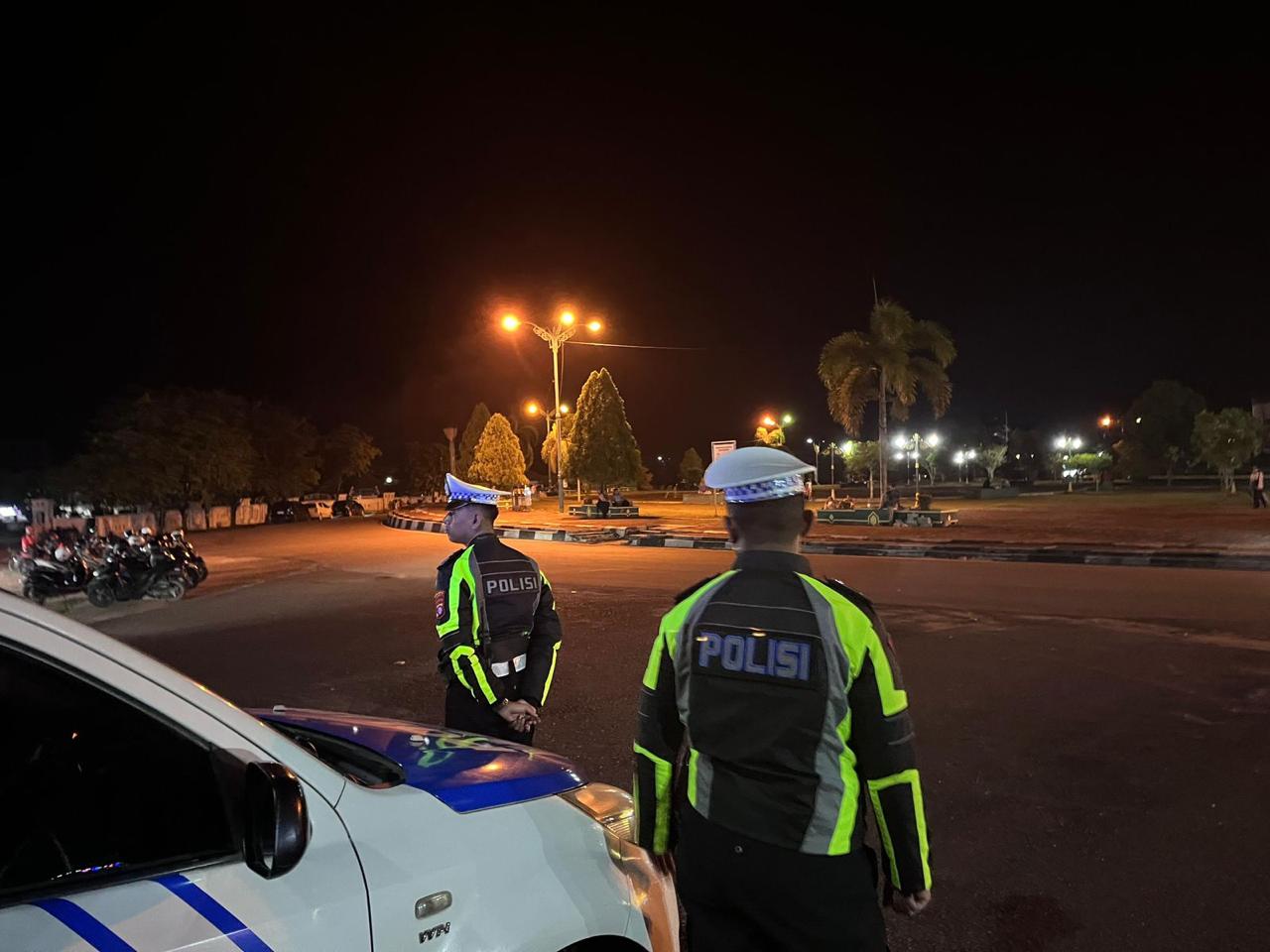 Piket Lantas Patroli Blue Light Polres Lamandau di Malam Hari