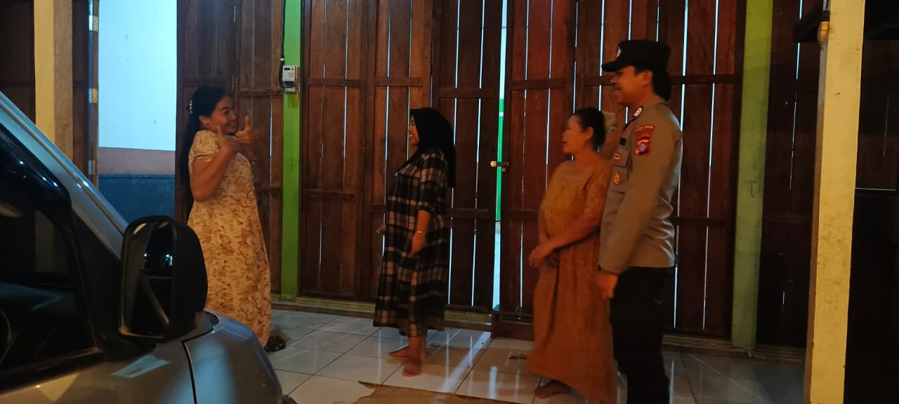 Hadir Di Tengah Masyarakat, Polsek Lamandau Patroli Dialogis Cegah Gangguan Kamtibmas