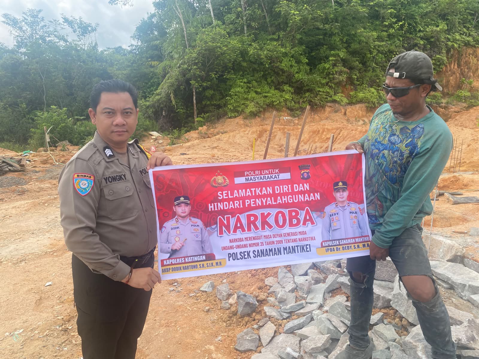 Bhabinkamtibmas Desa Tumbang Atei Sosialisasi Bahaya penyalahgunaan Narkoba.