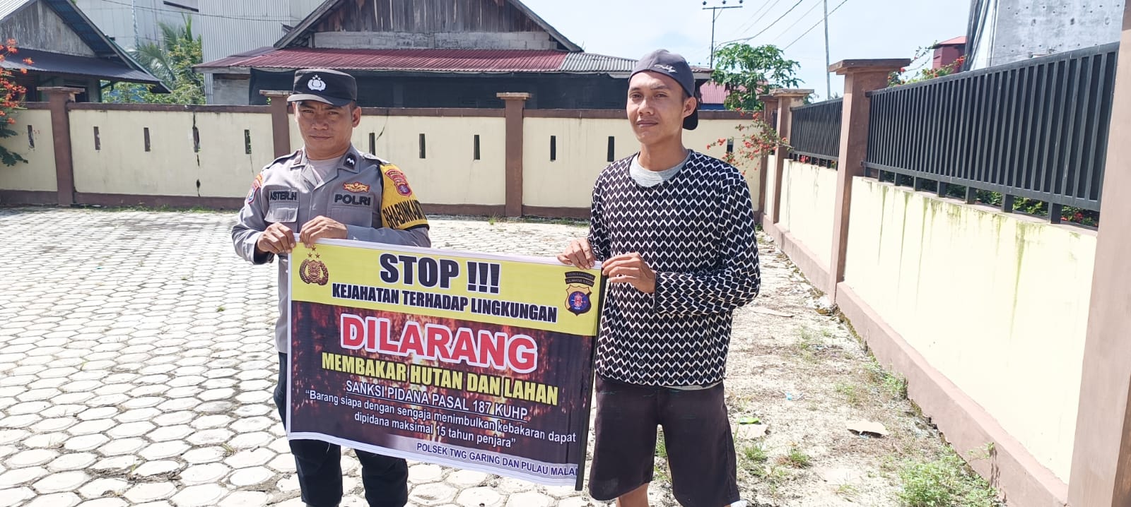 Bhabinkamtibmas Piket Polsek Tws Garing dan Pulau Malan terus sosialisasi Stop Karhutla kpd Masyarakat.