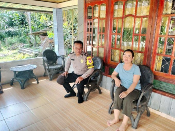 Perkuat Kamtibmas, Polsek Katingan Tengah Sambangi Warga