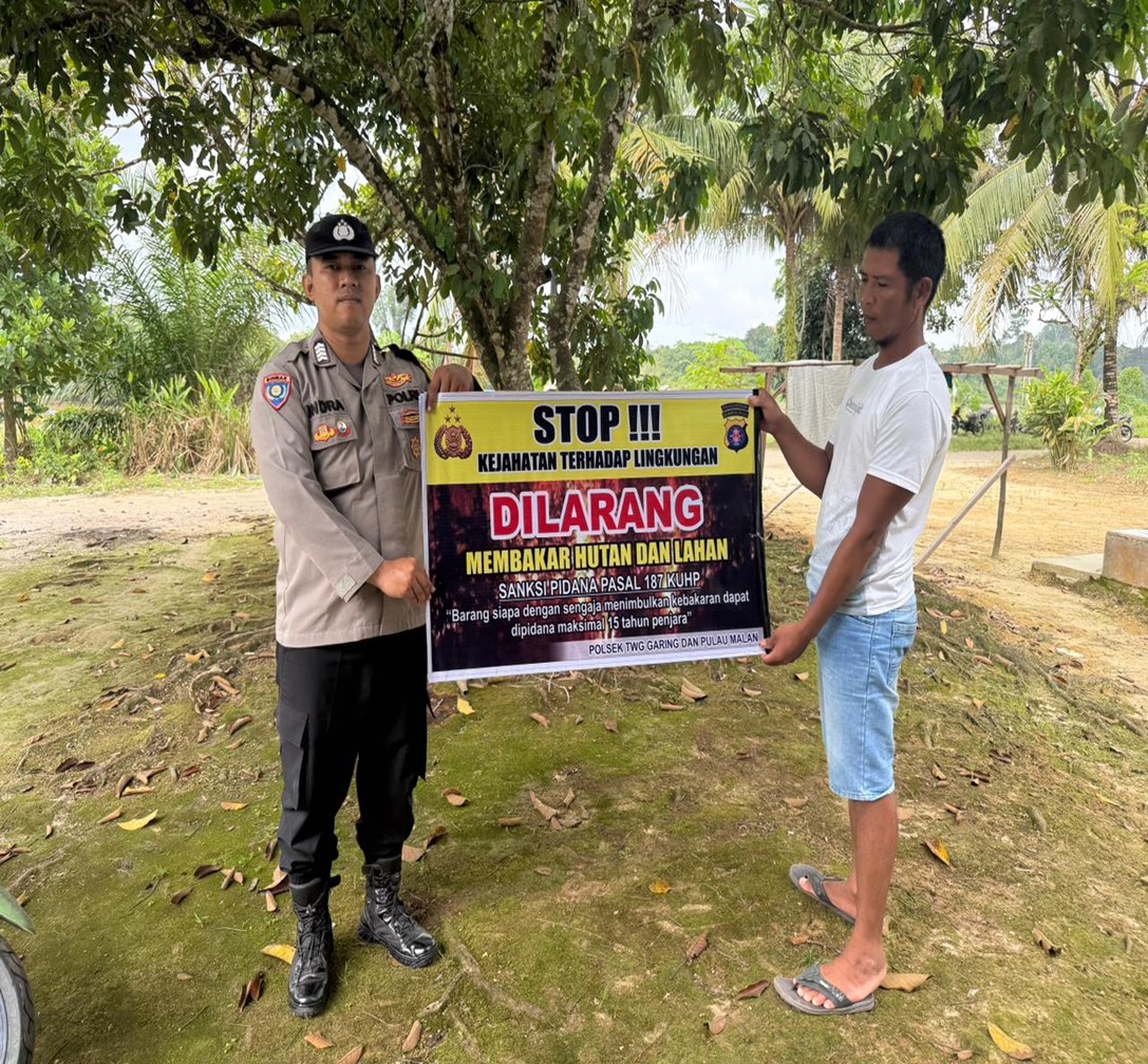 Bhabinkamtibmas Piket Polsek Tws Garing dan Pulau Malan terus sosialisasi Stop Karhutla kpd Masyarakat.