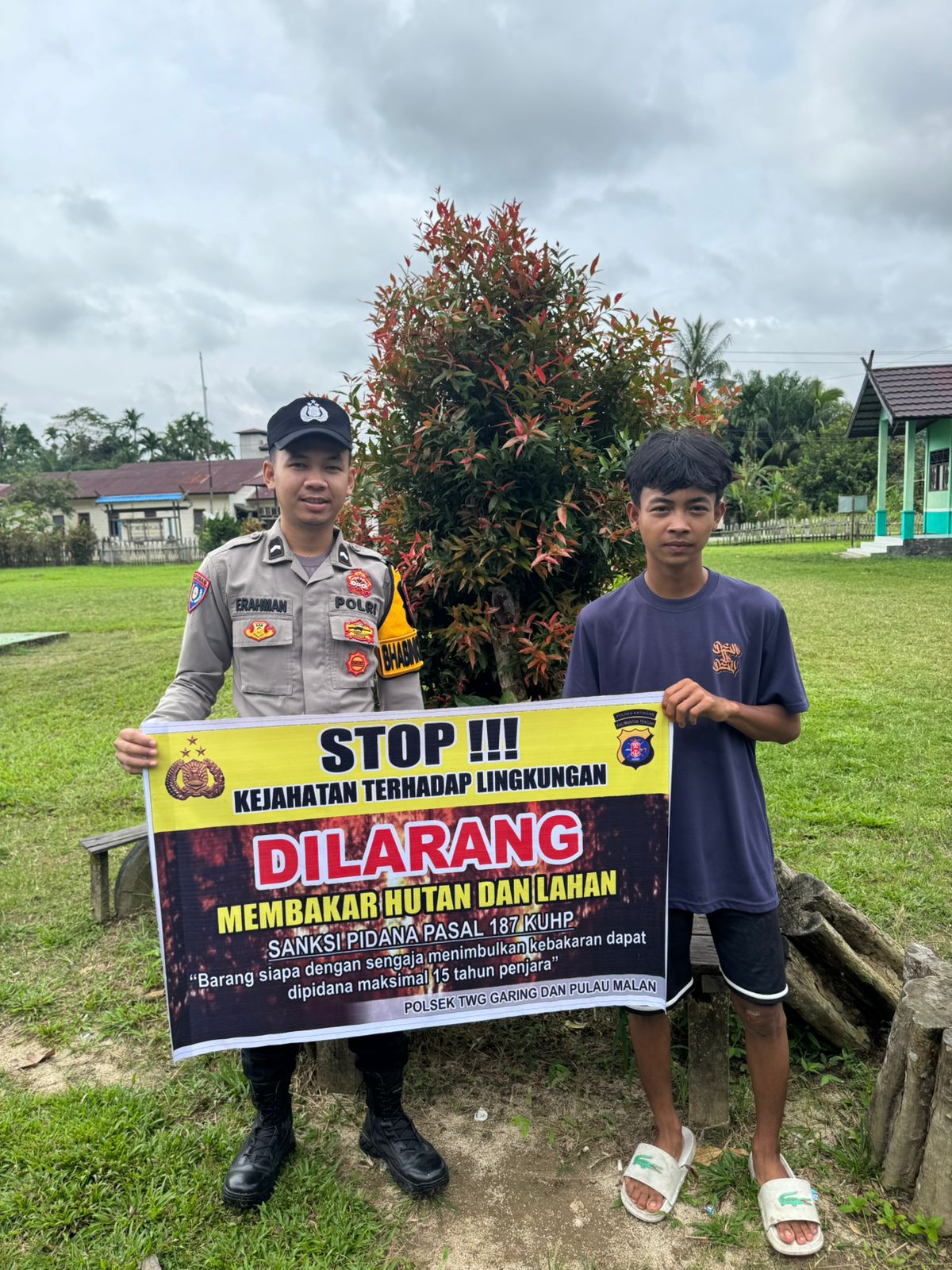 Ciptakan lingkungan sehat Polsek Tws Garing dan Pulau Malan sosialisasi Stop Karhutla.