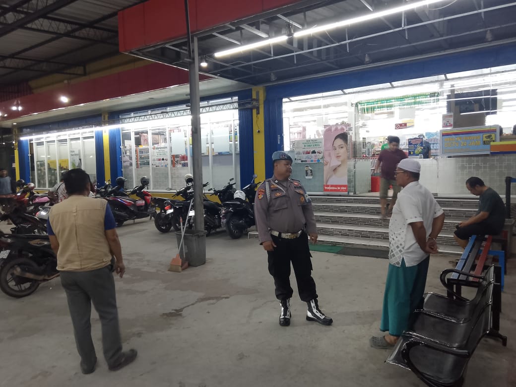 Patroli Pertokoan pada Malam Hari, Polsek Bulik Tingkatkan Pengawasan Kamtibmas