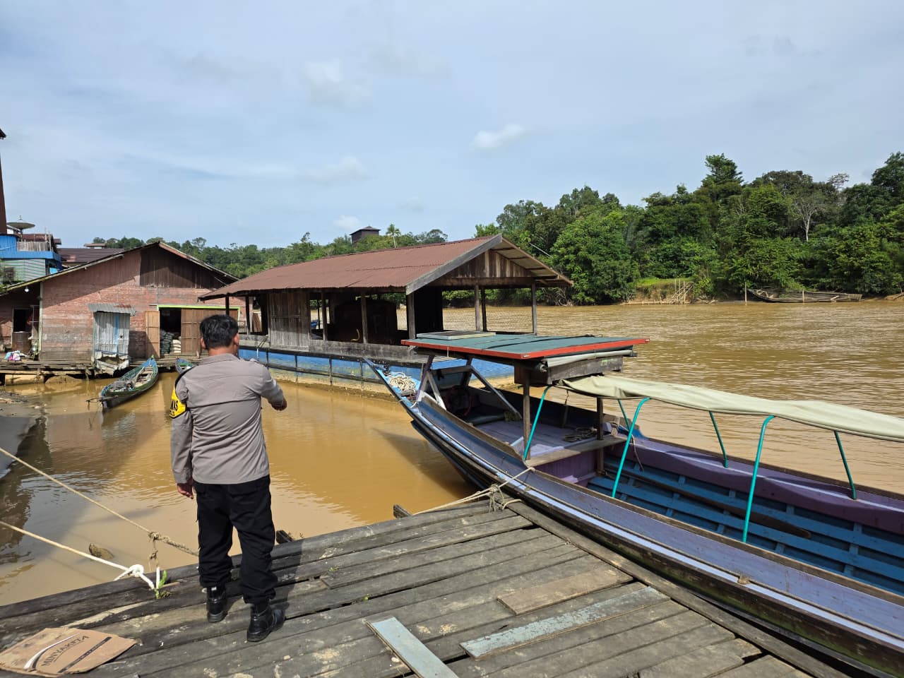 Debit Air terpantau normal , Polsek Katingan Hulu dan Bukit Raya Imbau Warga agar tetap selalu waspada.