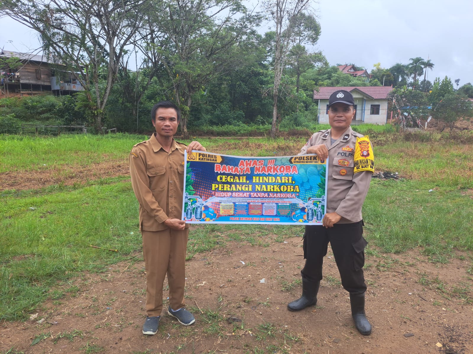 Bhabinkamtibmas Polsek Katingan Hulu dan Bukit Raya Imbau Warga Jauhi Narkoba.