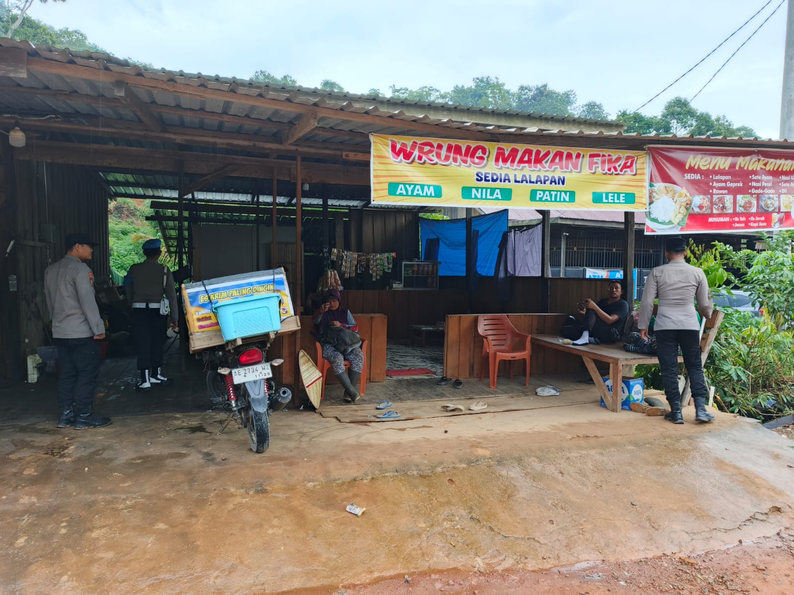 Sambang Kamtibmas, Polsek Lamandau Pererat Kemitraan dengan Masyarakat