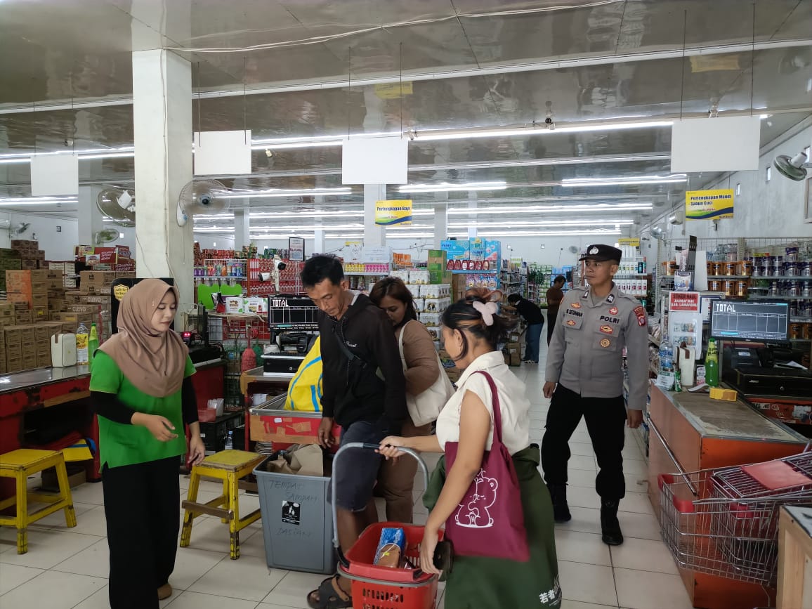 Pastikan Aktivitas Perdagangan Berjalan Aman, Polsek Bulik Intensifkan Monitoring Kawasan Pertokoan