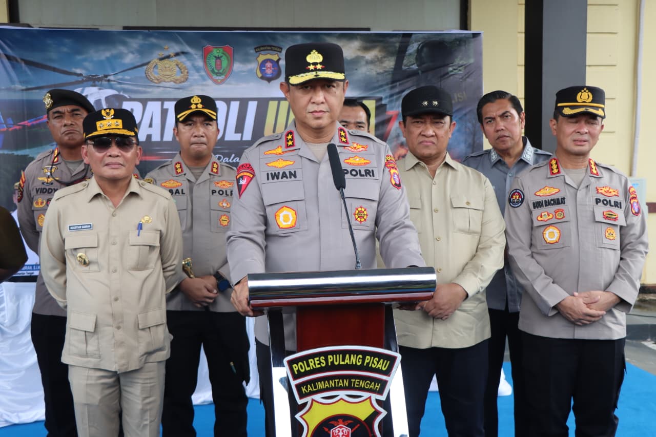 Kapolda Kalteng Bersama Gubernur Terjun Langsung Antisipasi Karhutla di Pulpis Lewat Patroli Udara