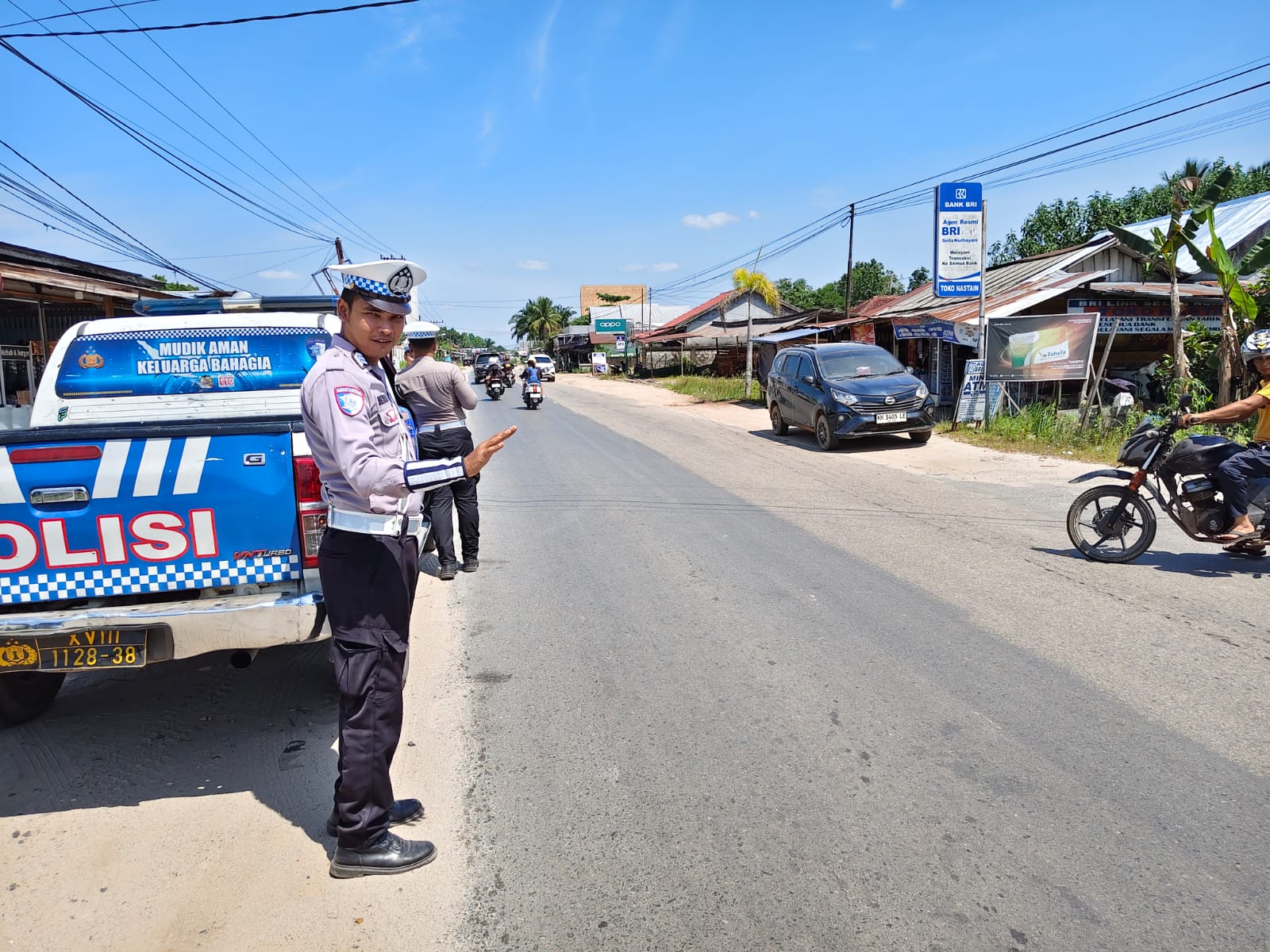 PENLING, Satlantas Polres Katingan Penyuluhan Keliling Kepada Para Pengendara
