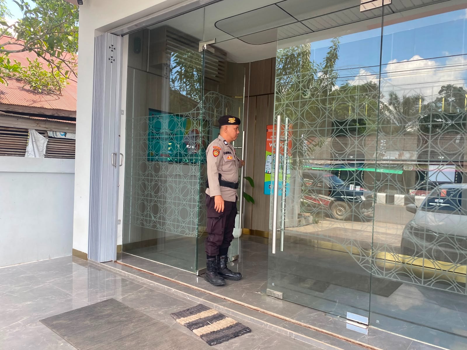 Hari Libur Tetap Siaga, Polsek Bulik Intensifkan Patroli di Kawasan Perbankan