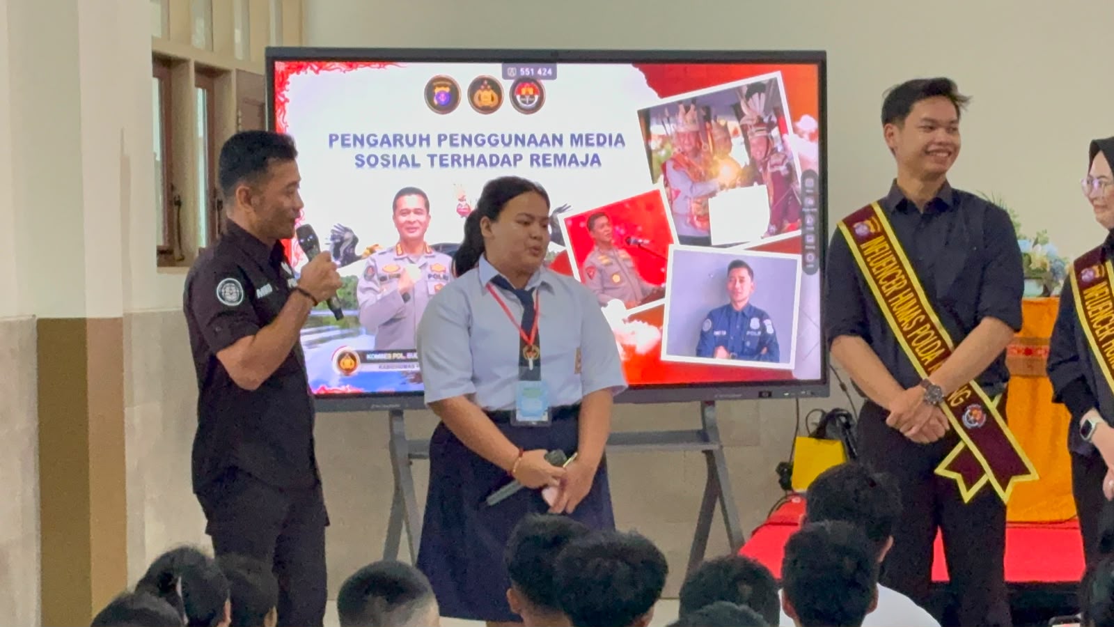Bidhumas Polda Kalteng Sosialisasi Bijak Bermedia Sosial saat MPLS