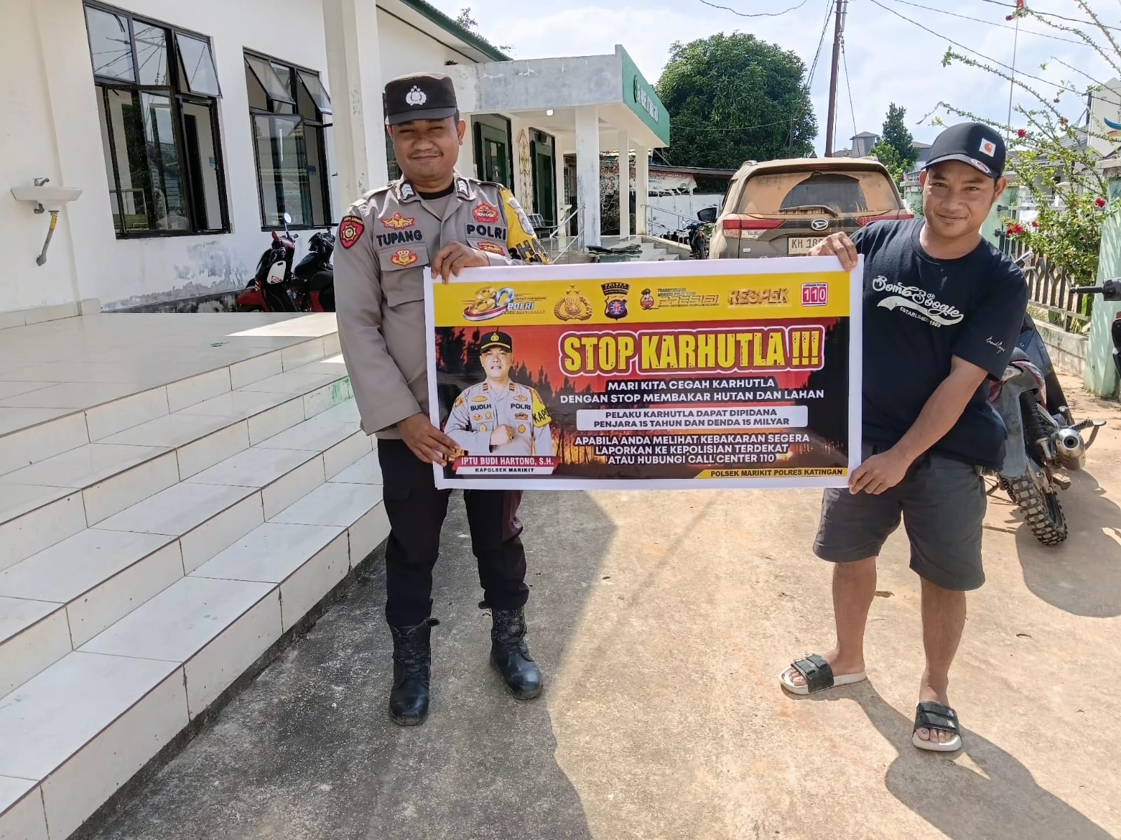 TOLAK BAKAR LAHAN, BHABINKAMTIBMAS POLSEK MARIKIT GELAR SOSIALISASI ANTISIPASI KARHUTLA DI DESA TUMBANG DAKEI