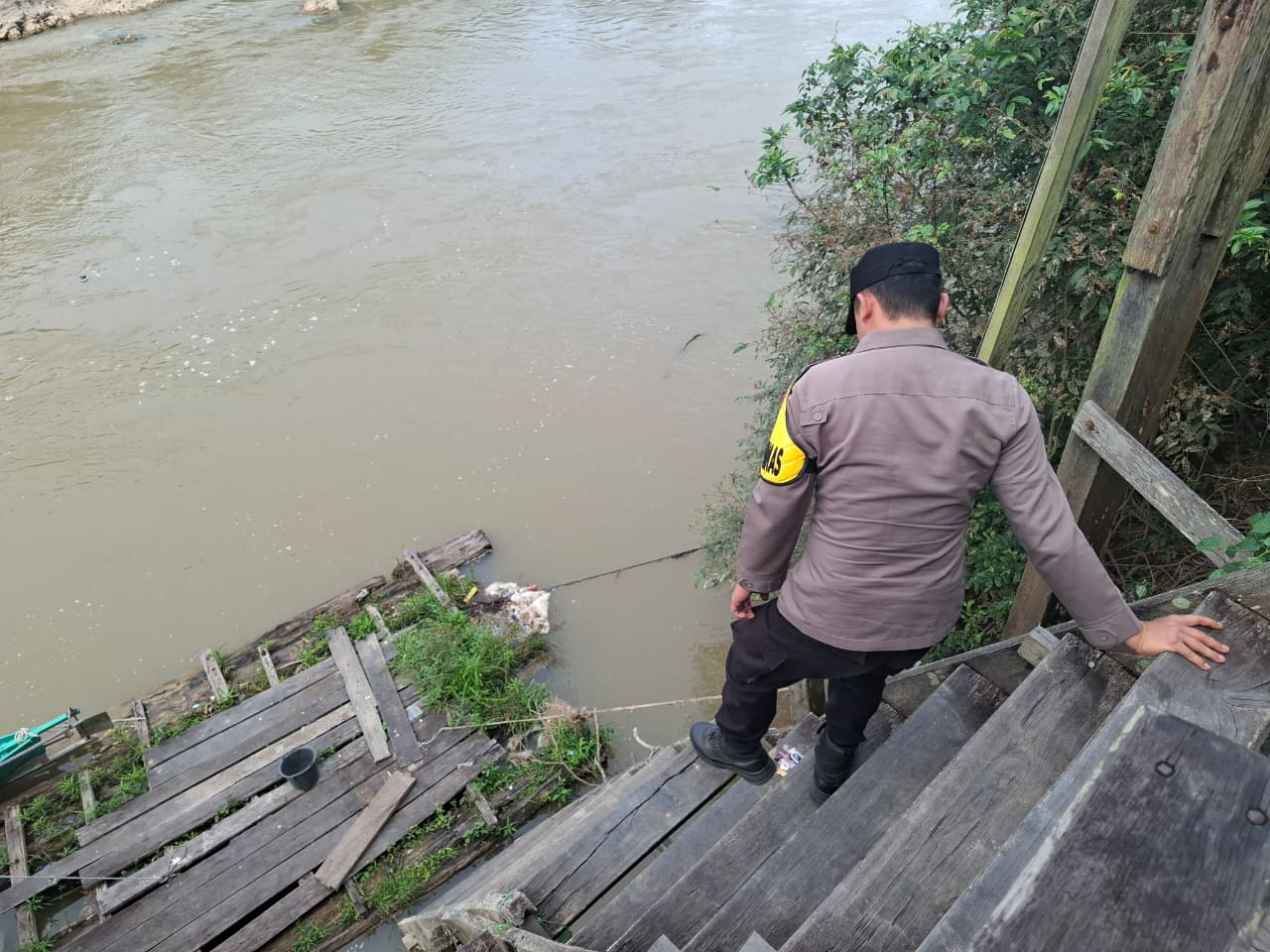 Polsek Lamandau Rutin Pantau Debit Air DAS Lamandau, Kondisi Tetap Normal