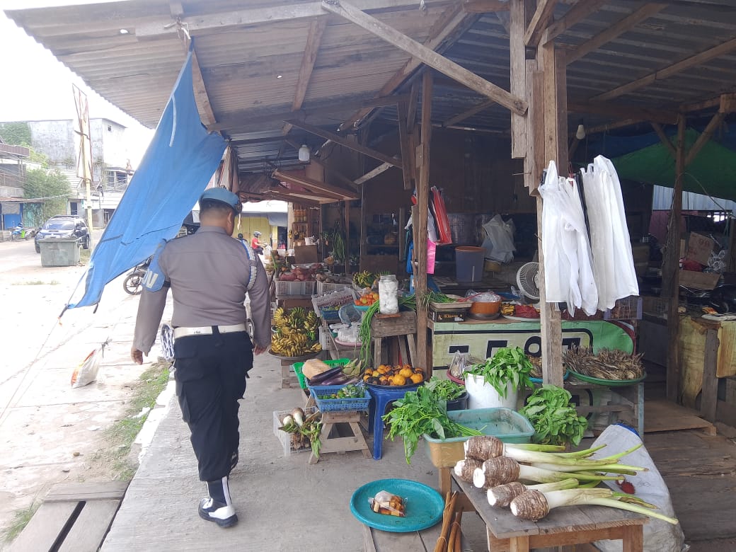 Polsek Bulik Tingkatkan Patroli di Pasar Tradisional untuk Jaga Keamanan dan Ketertiban