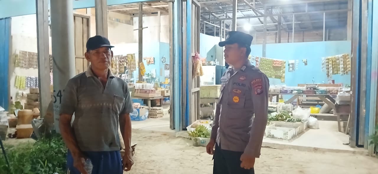 Polsek Lamandau Tingkatkan Patroli Dialogis di Kawasan Pertokoan