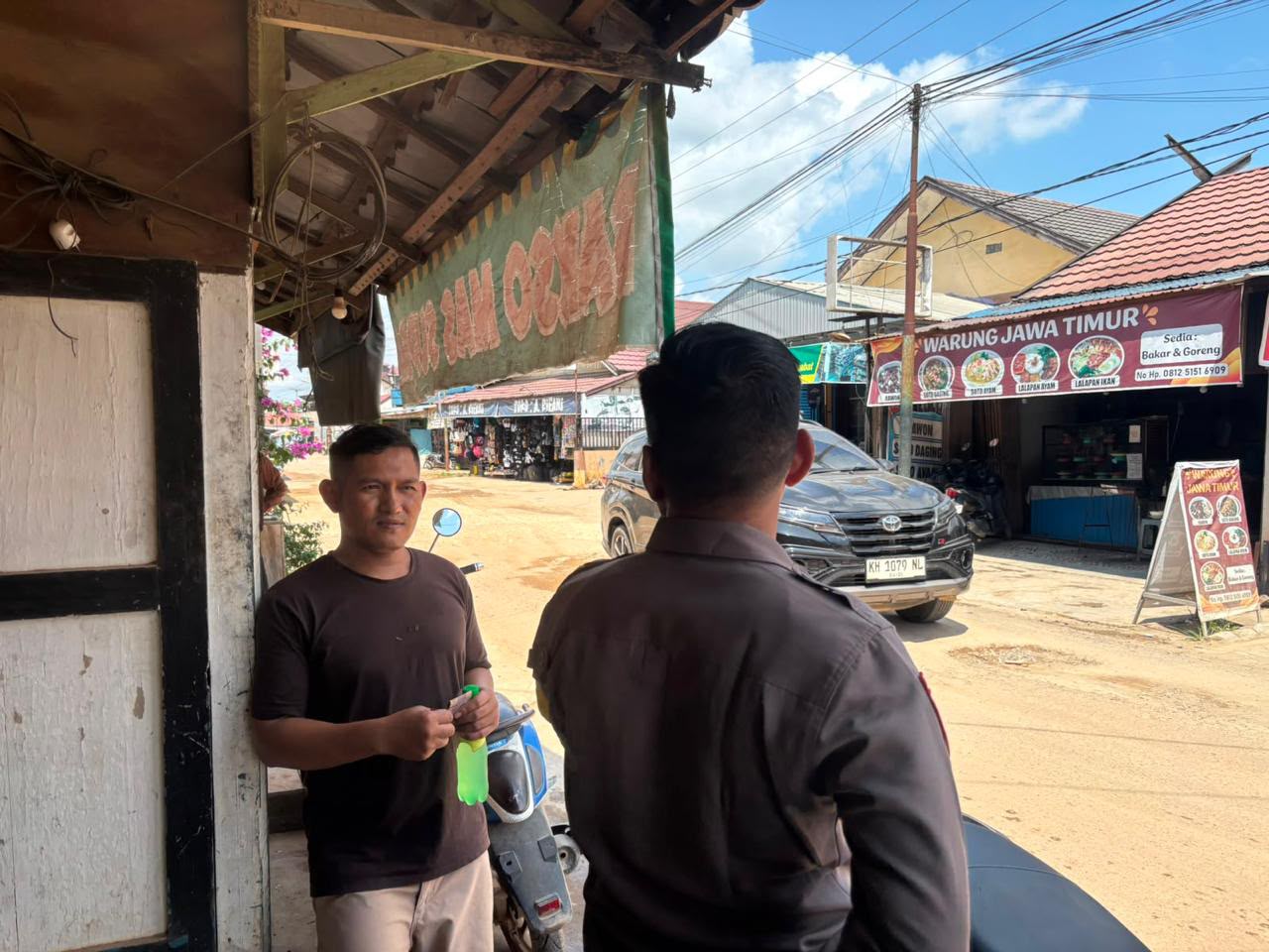 Perkuat Kamtibmas, Polsek Katingan Tengah Sambangi Warga