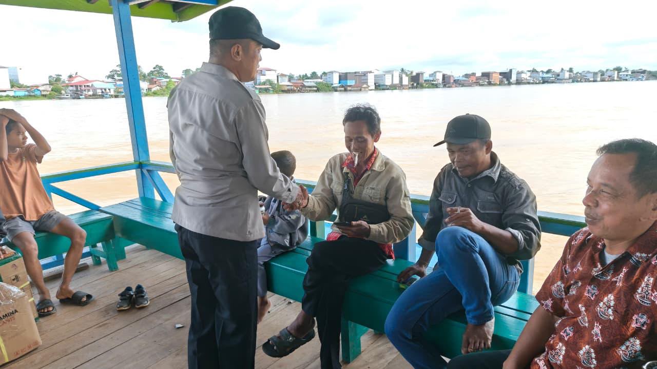 Perkuat Kamtibmas, Polsek Katingan Tengah Sambangi Warga