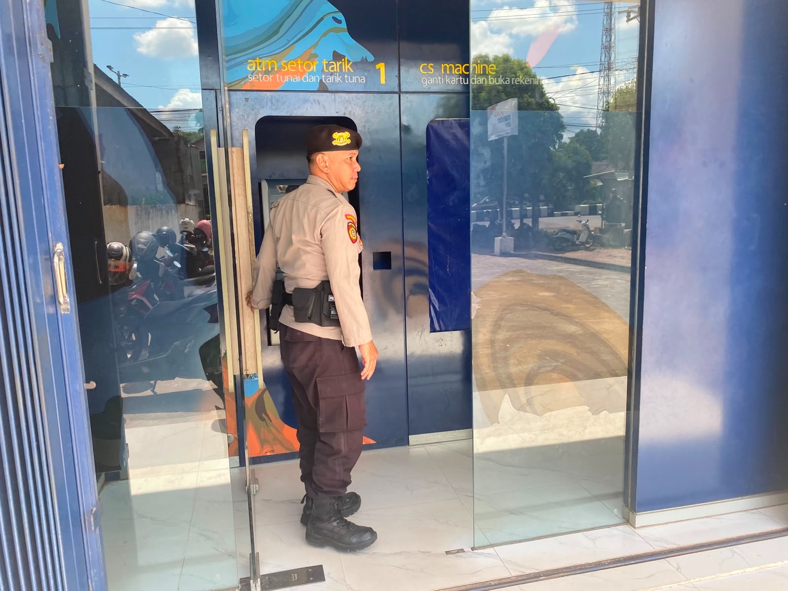 Polsek Bulik Intensifkan Patroli Dialogis di ATM dan Perbankan