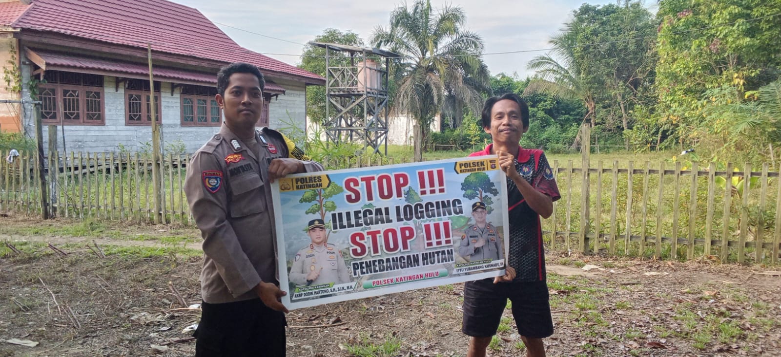 Upaya Pencegahan Penebangan Hutan secara Liar (Ilegal Logging), Bhabinkamtibmas sosialisasi kepada masyarakat.