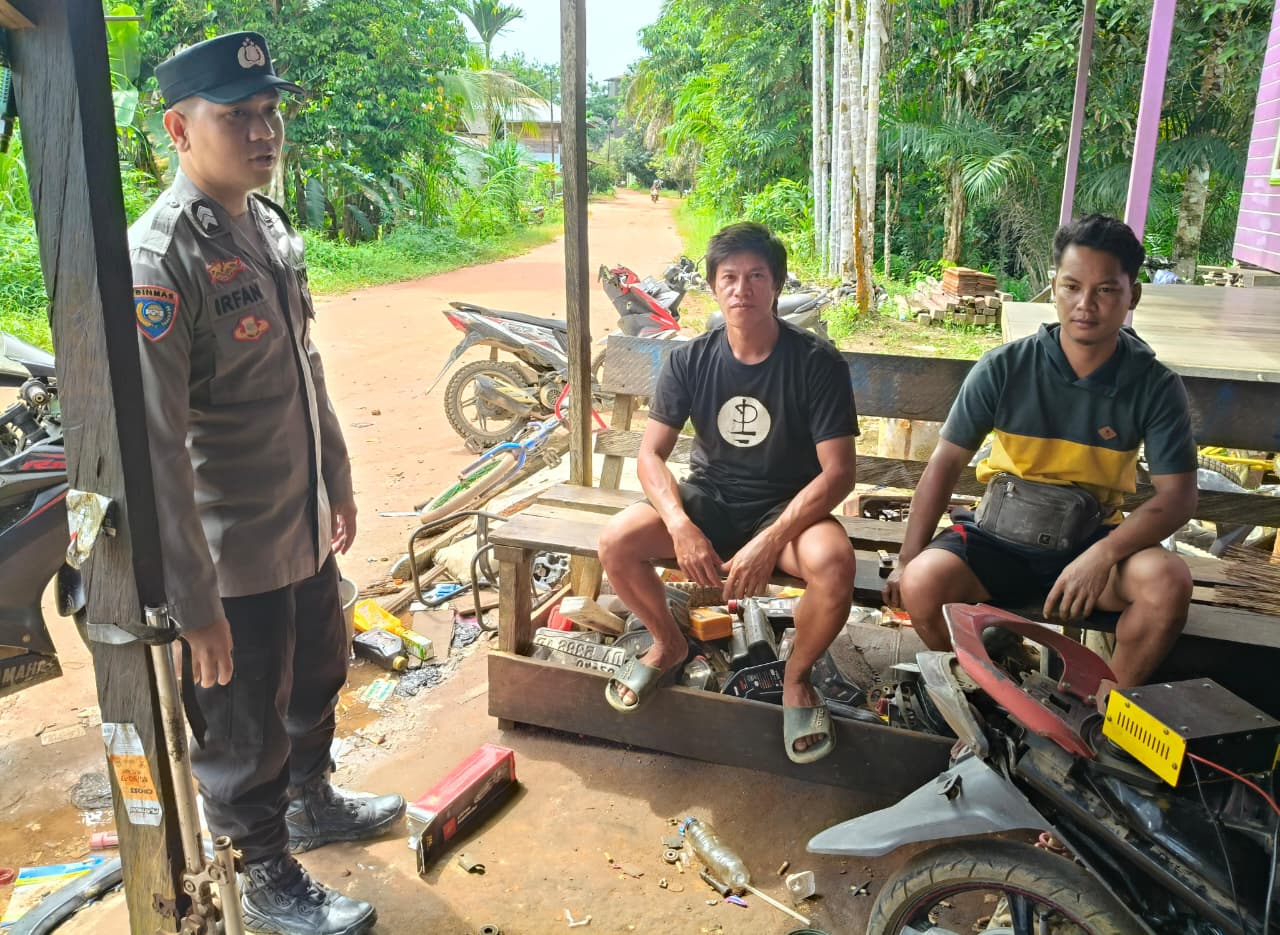JAGA KONDUSIVITAS, BHABINKAMTIBMAS POLSEK MARIKIT GELAR COOLING SYSTEM DI DESA BINAAN