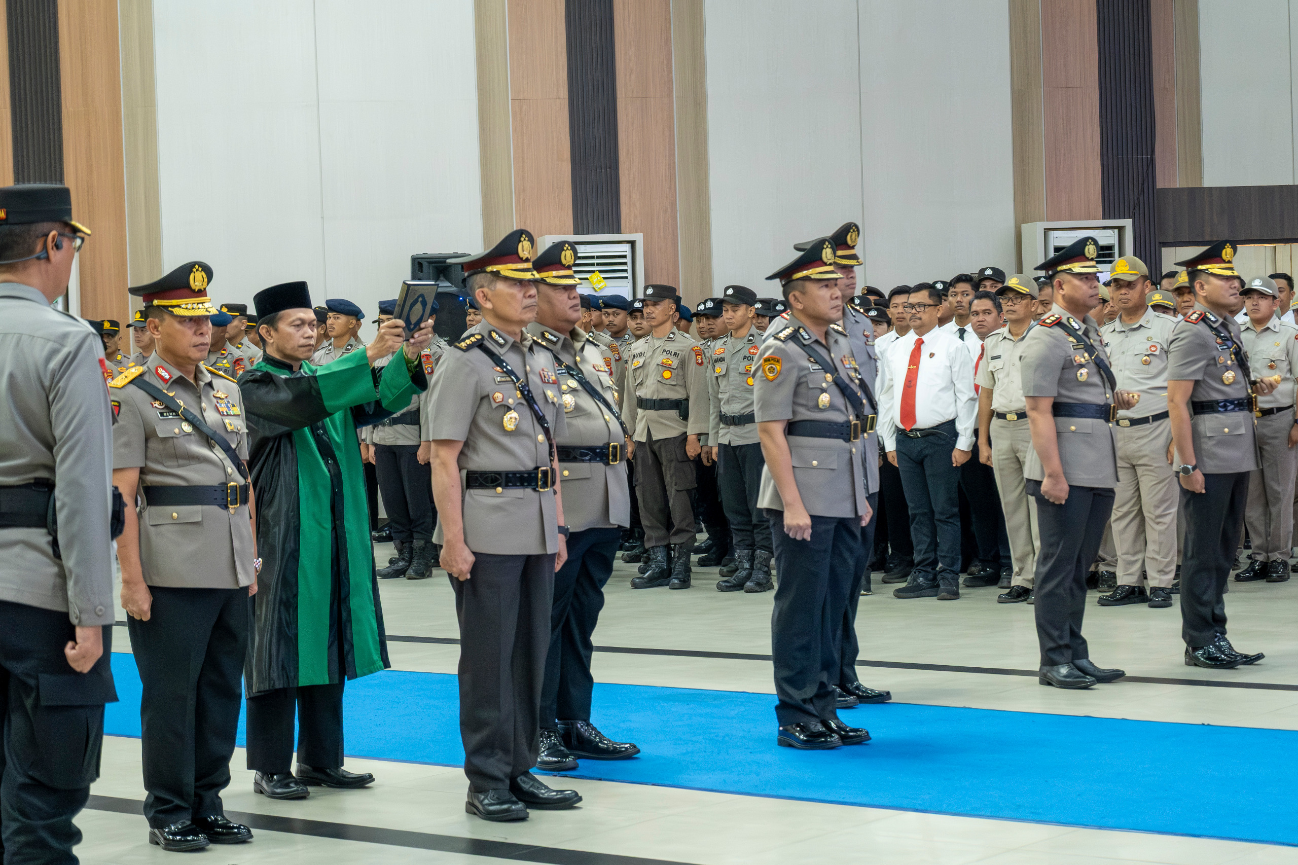 Kapolda Kalteng Pimpin Sertijab Irwasda, Karo SDM dan 2 Kapolres