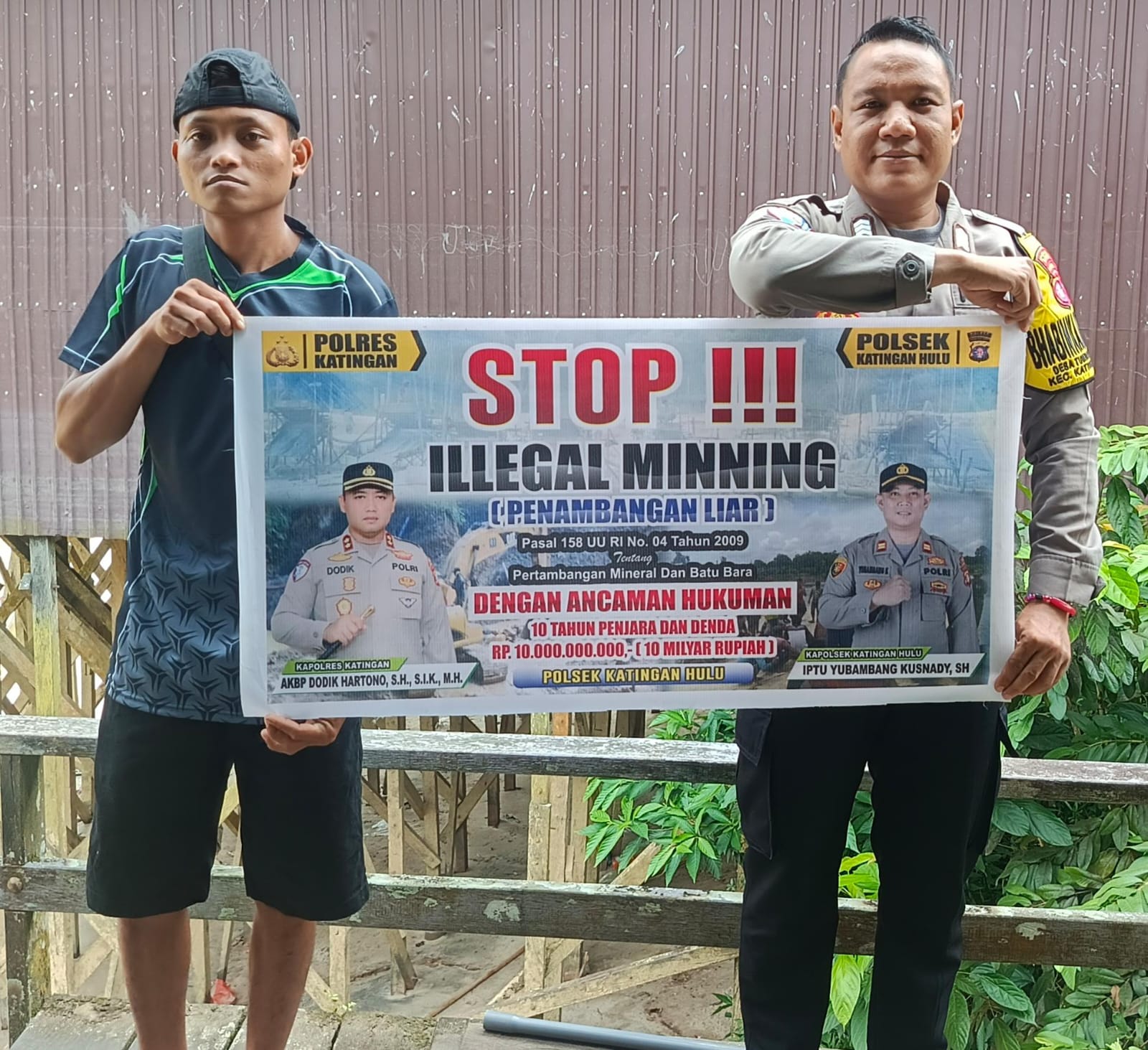 ‎Upaya pencegahan Penambangan Emas Tanpa Ijin (PETI) di Kecamatan Katingan Hulu dan Bukit Raya, Bhabinkamtibmas sosialisasi kepada masyarakat.
