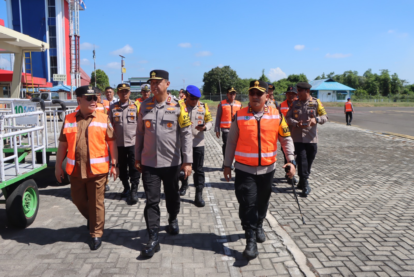Kapolda Kalteng Tinjau Penanganan Karhutla di Sampit, Prioritaskan Pemadaman di Titik Terbakar