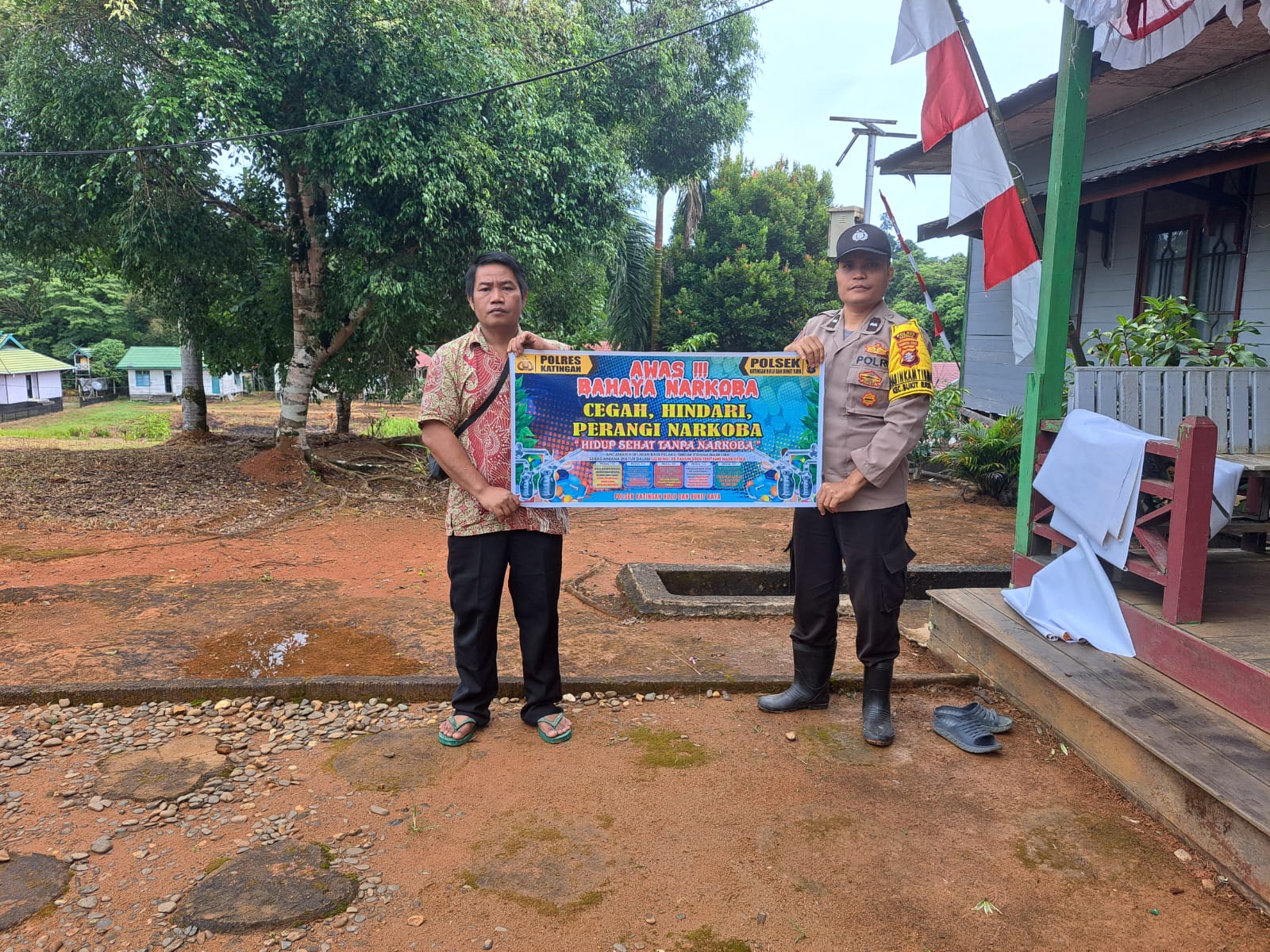 Bhabinkamtibmas Polsek Katingan Hulu dan Bukit Raya Imbau Warga Jauhi Narkoba.