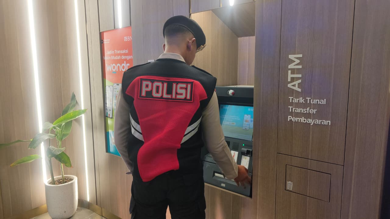 Sat Samapta Polres Lamandau Patroli ATM dan Bank, Tingkatkan Kehadiran Polri