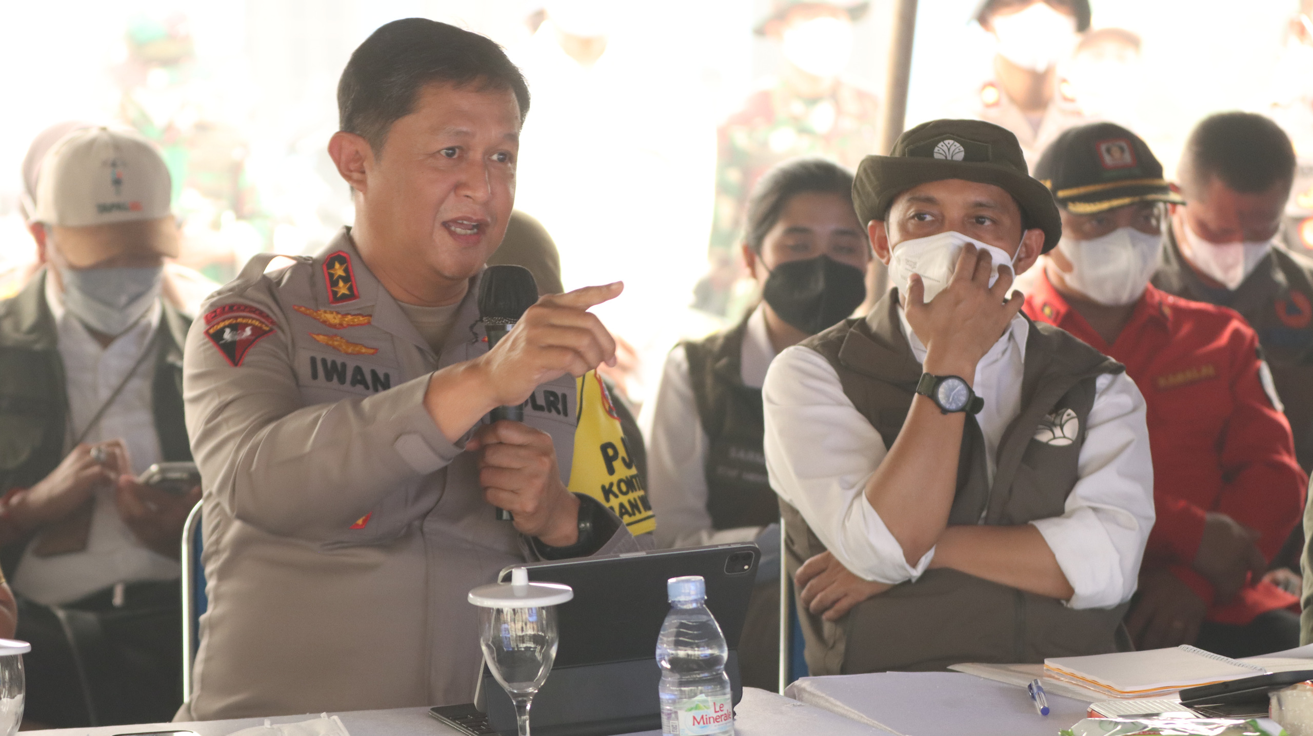 Kapolda Kalteng Hadiri Rapat Evaluasi Penanganan Karhutla Bersama Menteri Kehutanan dan Ka BNPB di Pulang Pisau