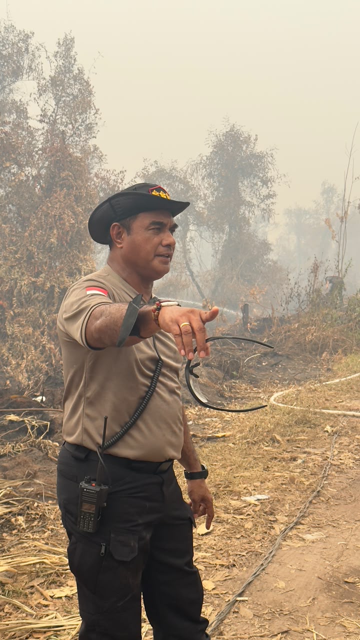 Dirsamapta Polda Kalteng Melaksanakan Peninjauan Karhutla di Jl. Tjilik Riwut Km 17