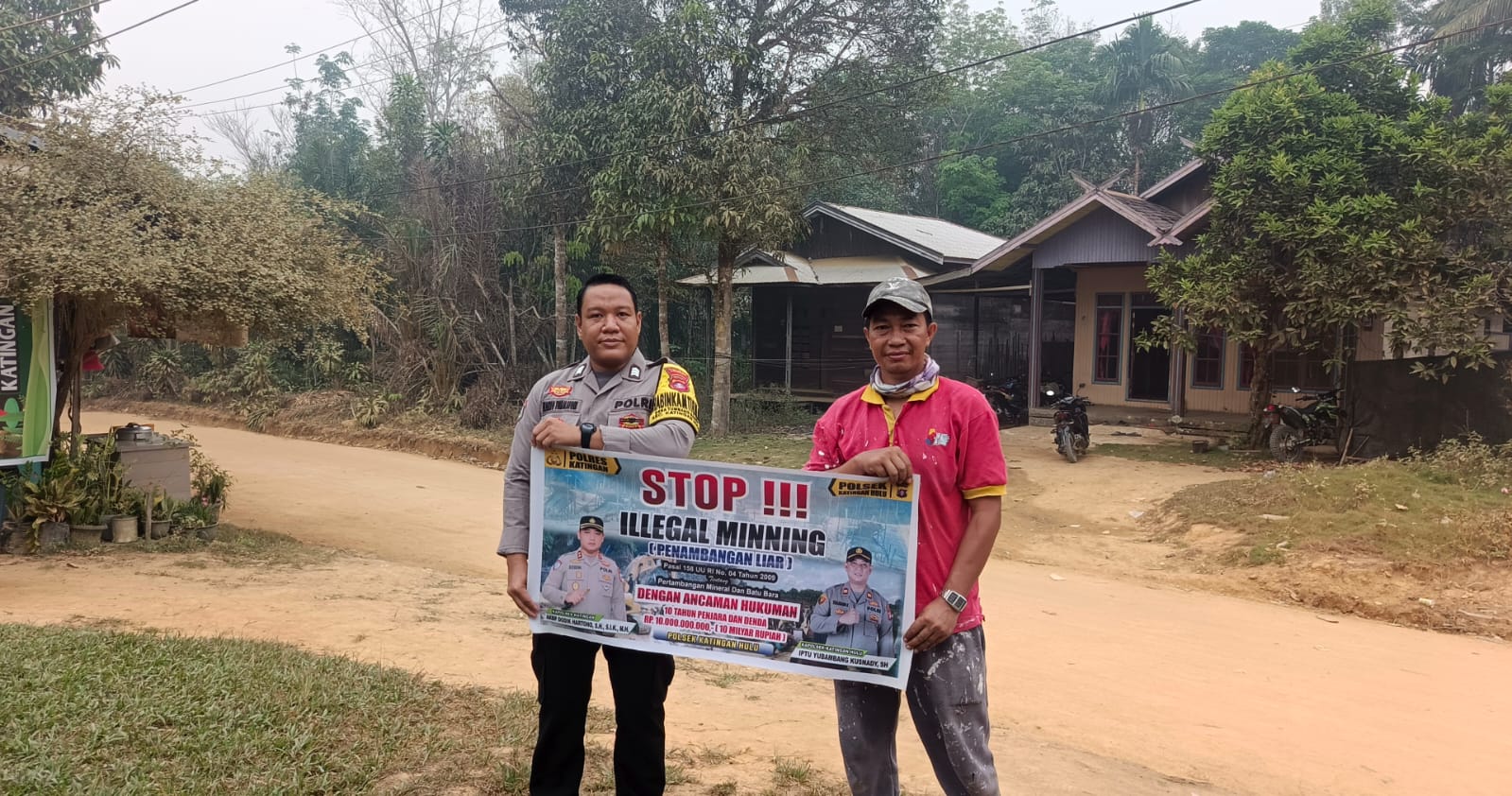 ‎Upaya pencegahan Penambangan Emas Tanpa Ijin (PETI) di Kecamatan Katingan Hulu dan Bukit Raya, Bhabinkamtibmas sosialisasi kepada masyarakat.
