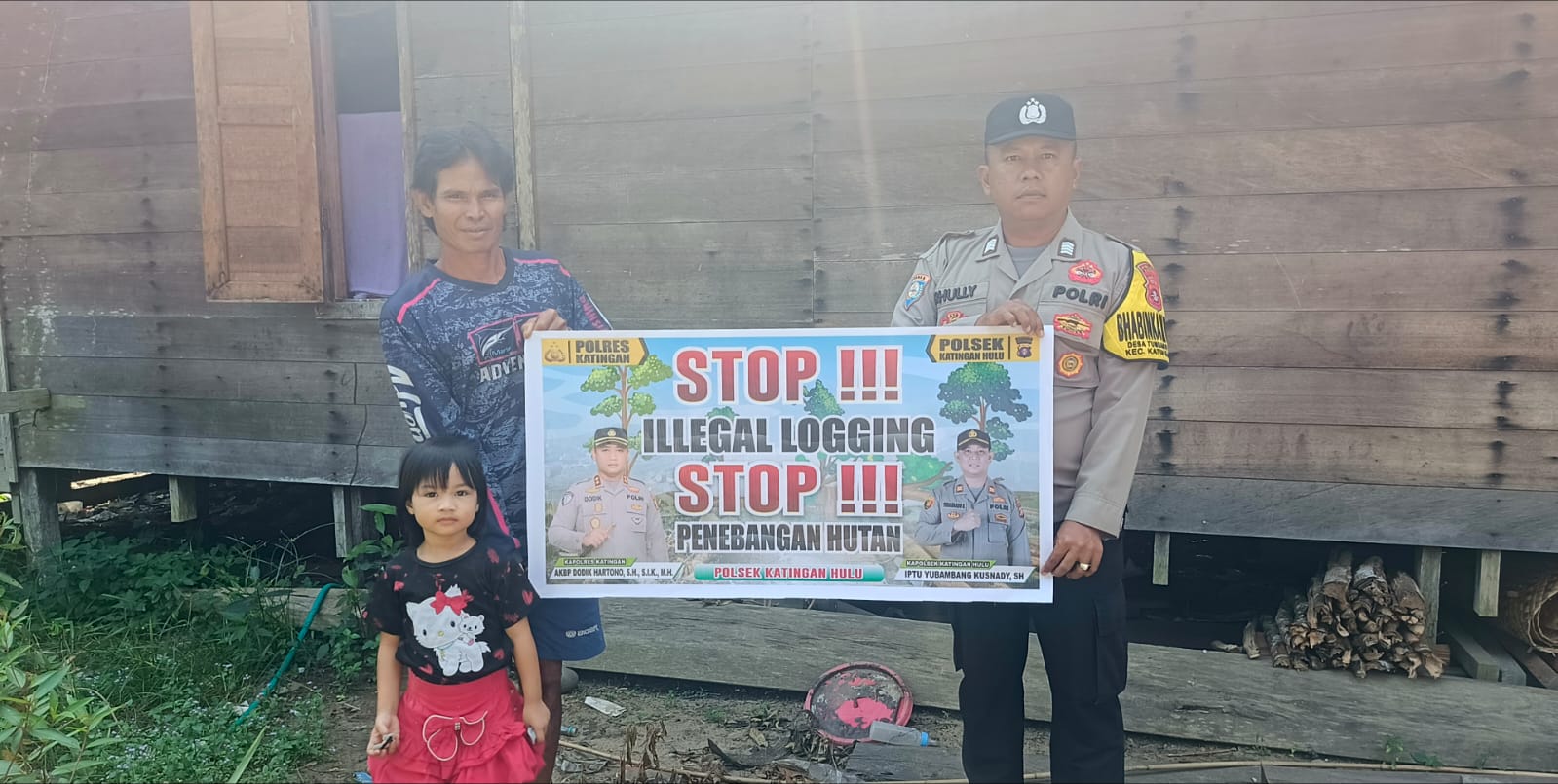 Upaya Pencegahan Penebangan Hutan secara Liar (Ilegal Logging), Bhabinkamtibmas sosialisasi kepada masyarakat.