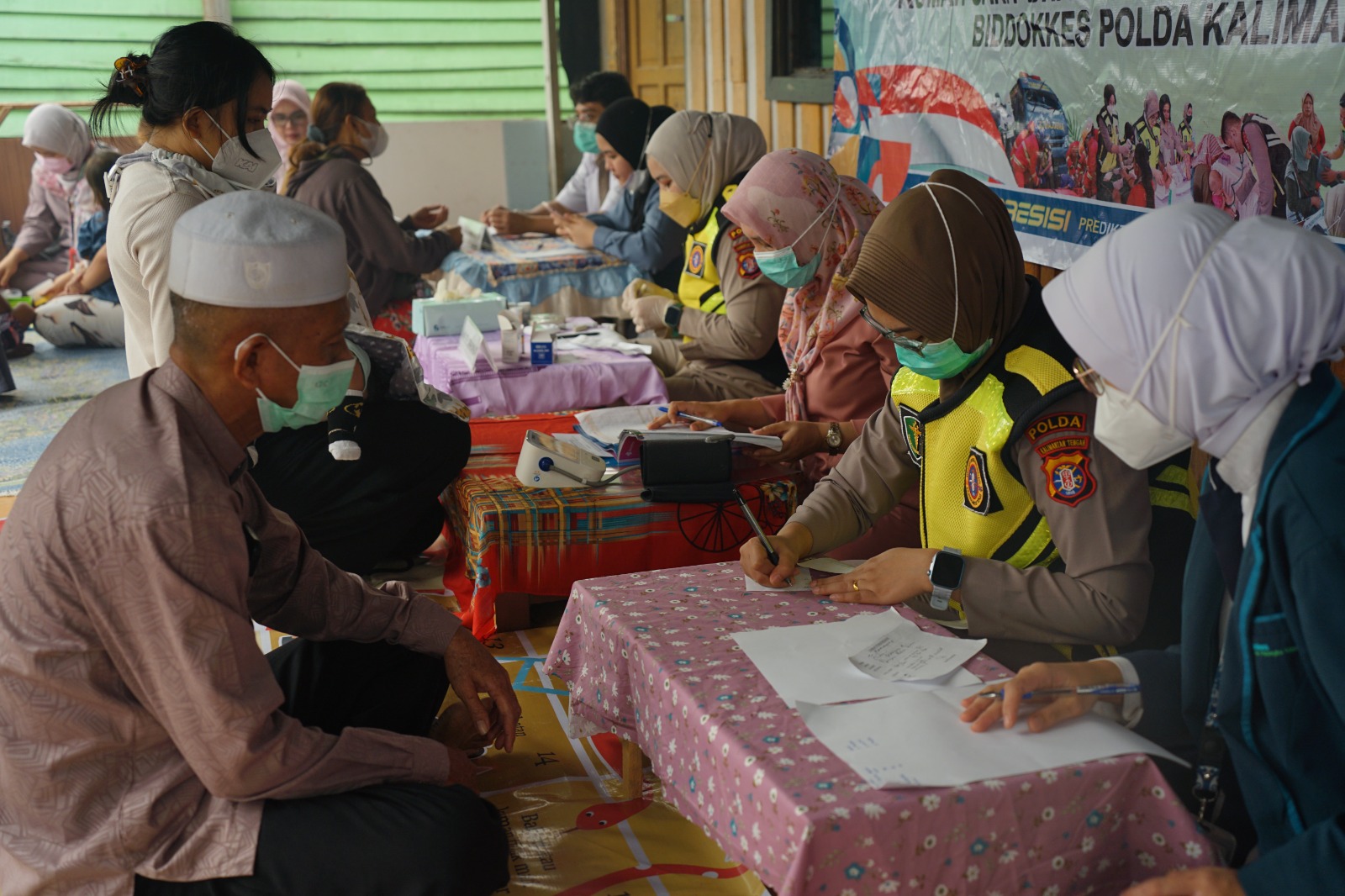 Posyandu Keliling Rutin, Wujud Komitmen Rumkit Bhayangkara Tingkatkan Derajat Kesehatan Masyarakat