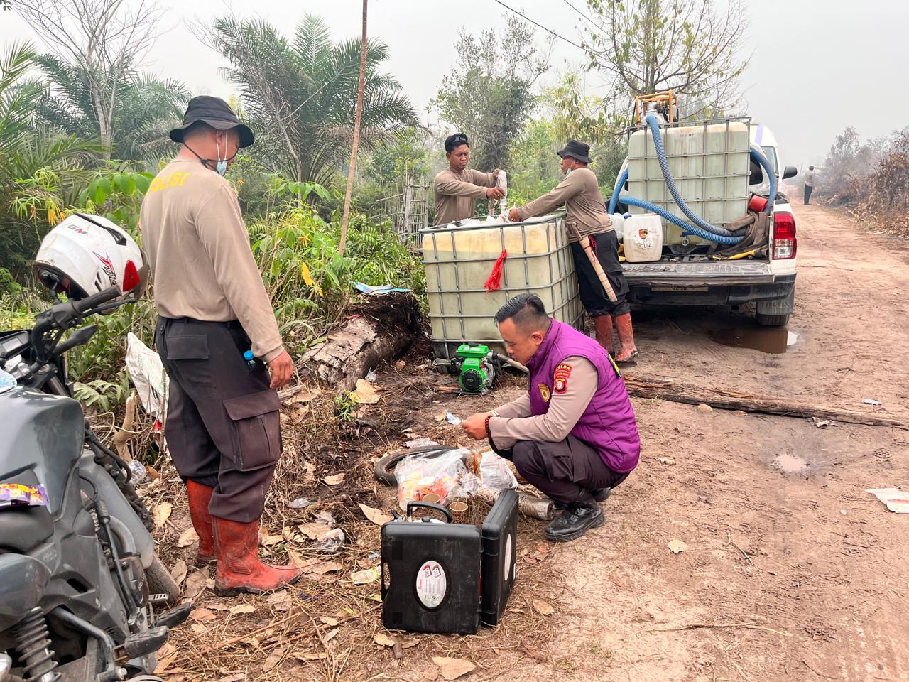 Secangkir Kopi dan Dukungan Psikologi, Cara Polda Kalteng Jaga Semangat Petugas Karhutla
