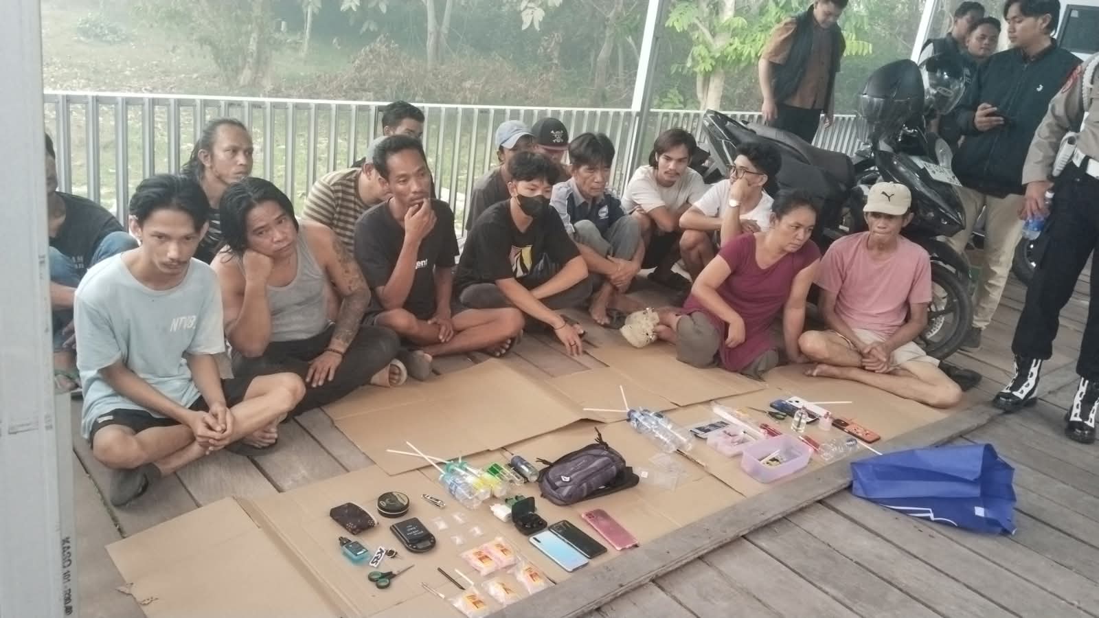Perangi Narkoba, Polda Kalteng Bersama BNN Amankan 2 Pengedar dan 15 Orang Positif Sabu di Puntun