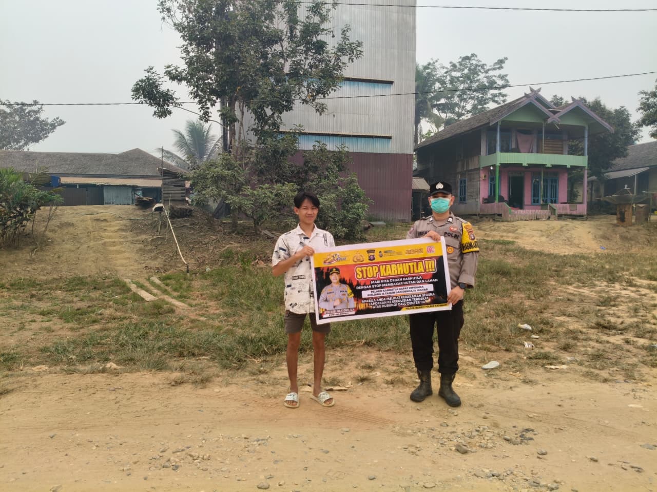 Edukasi Masyarakat: Stop Pembakaran Hutan Dan LahanEdukasi Masyarakat: Stop Pembakaran Hutan Dan Lahan
